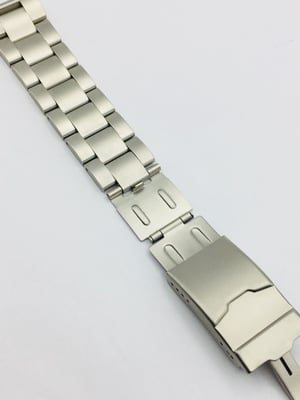 Image of NEW 20mm FORTIS GENTS WATCH STRAP IN MATTE (BRUSHED) FINISH CURVED ENDS,GENUINE
