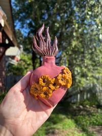 Mini floral sacred heart