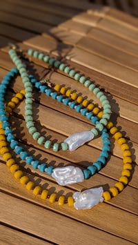 Image 2 of Baroque Necklace Set