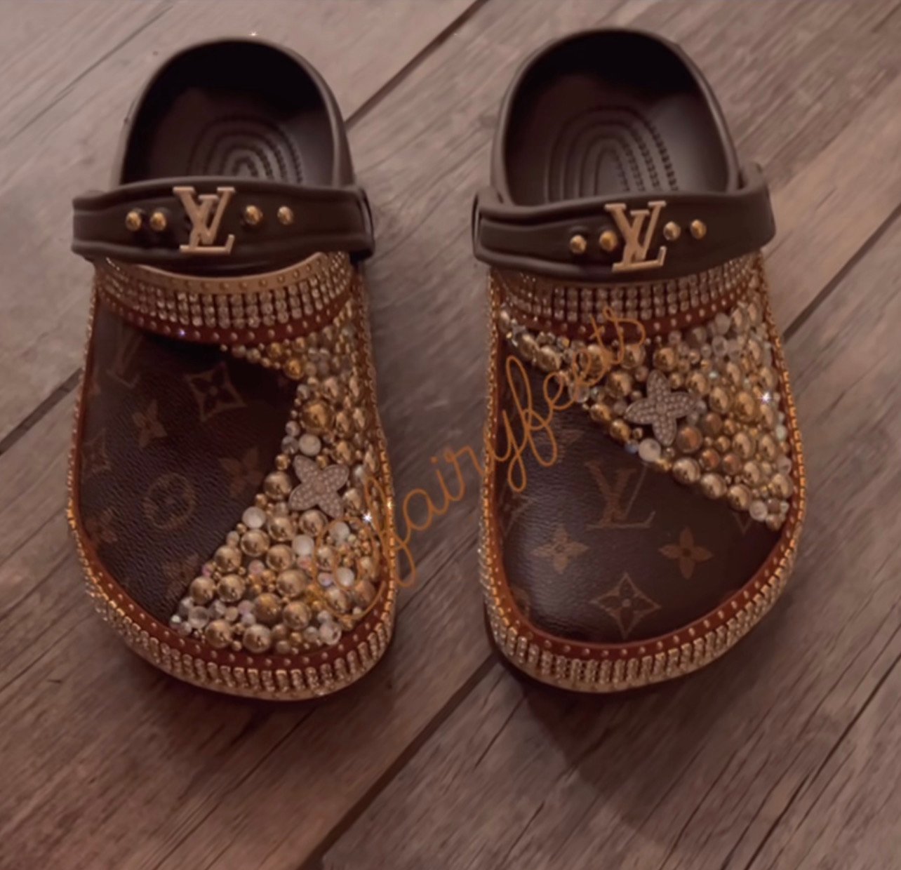 Louis vuitton shop crocs