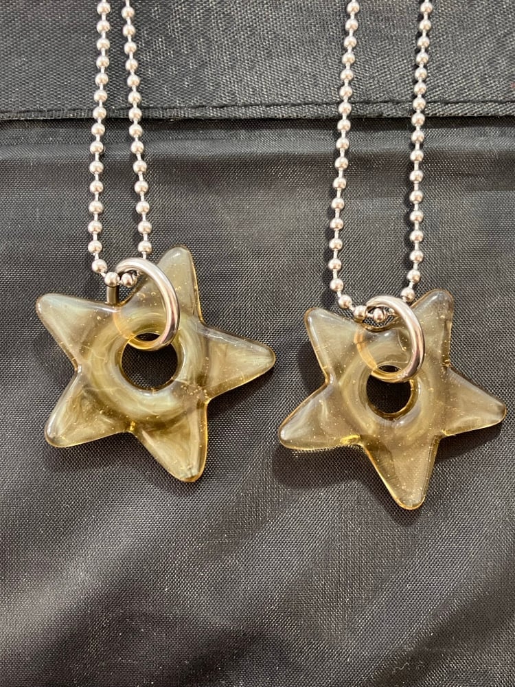 Image of champagne stars