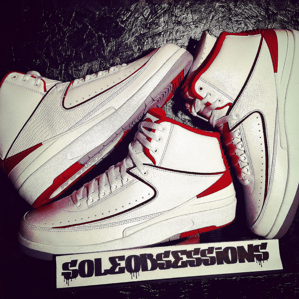 White and hot sale red 2s