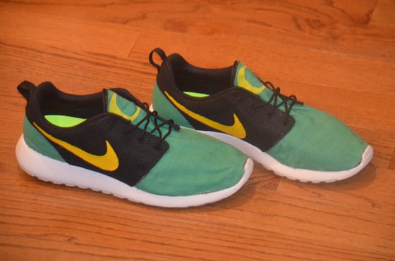 Image of Oregon Ducks Roshe Runs