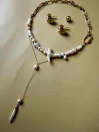 Image 3 of Lustre lariat