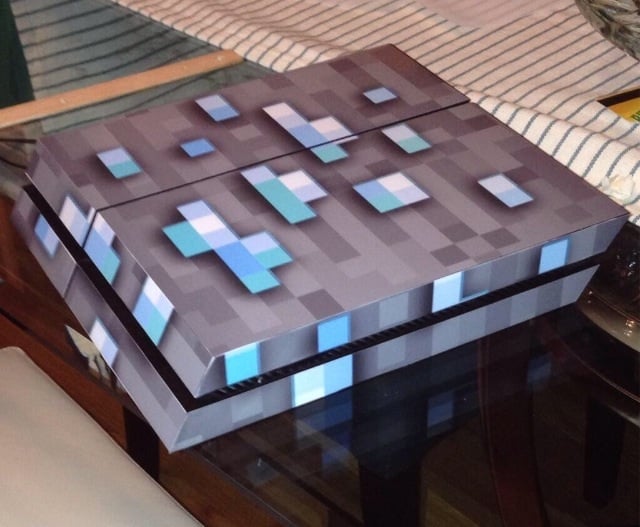 Image of Minecraft diamond skin.