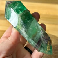 Image 4 of Fluorite DT (28B)