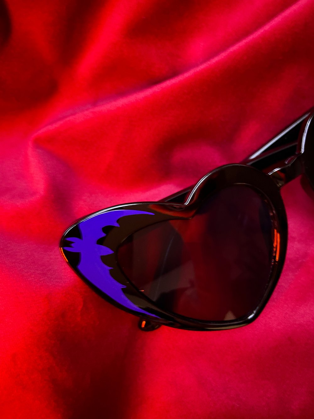 Bat Killer Heart Shaped Sunglasses 