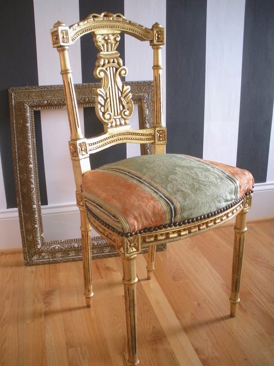 Image of Salon Chair