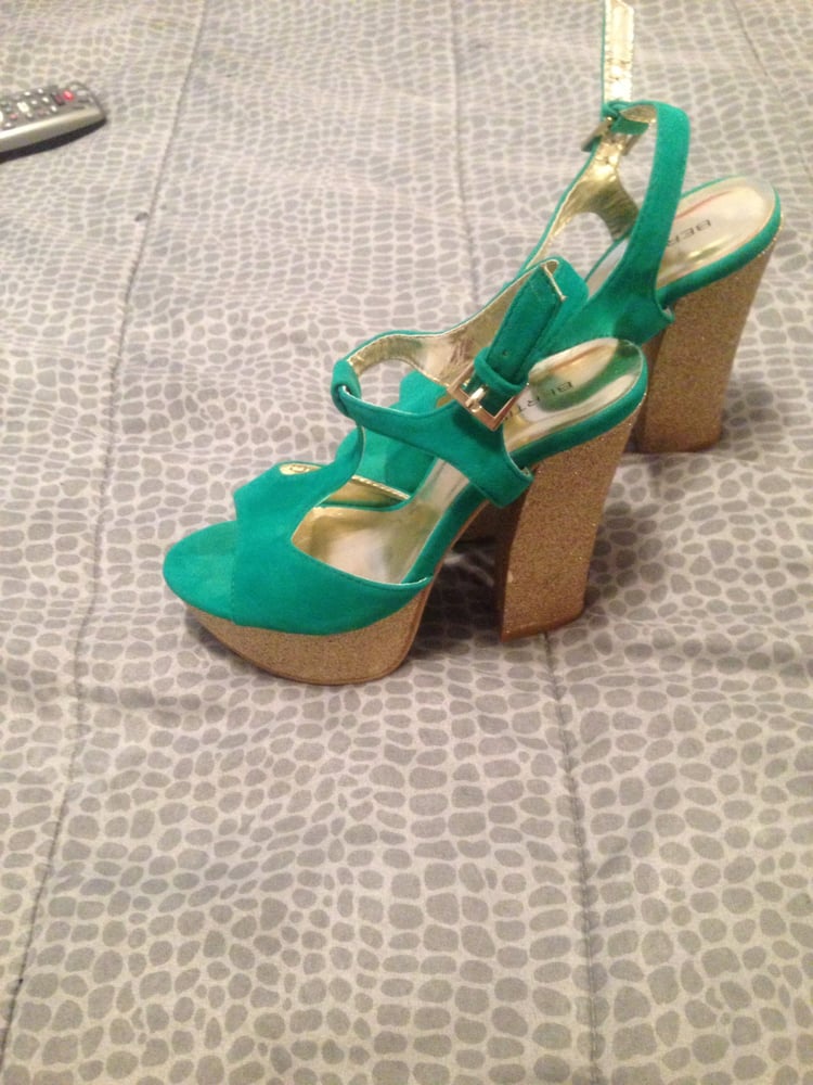 Image of Green and gold chunky heel
