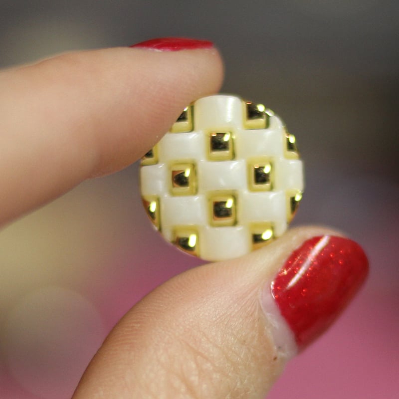Image of Gold & Pearl Checkerboard Plugs (sizes 2g-9/16)