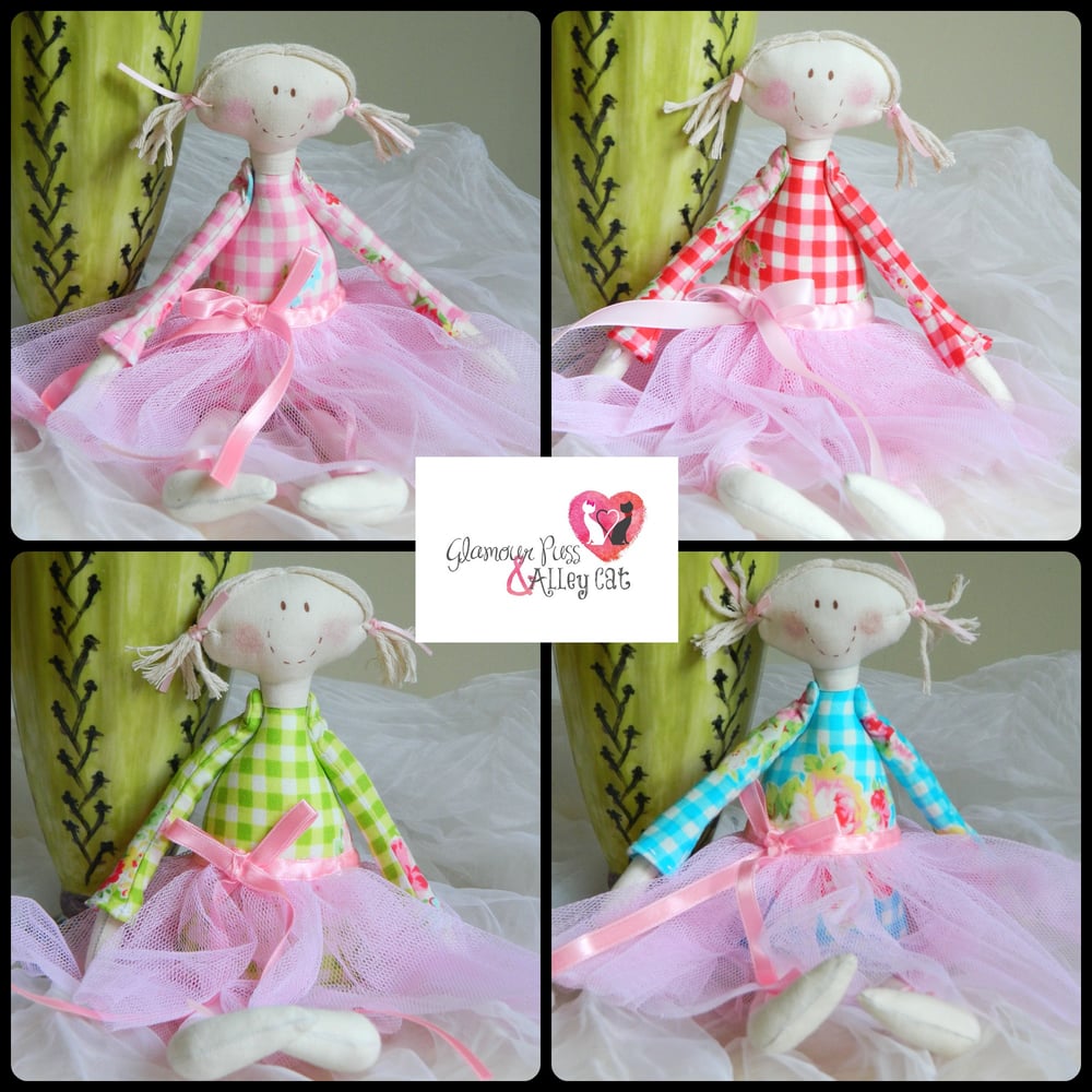 Image of Mini Ballerinas