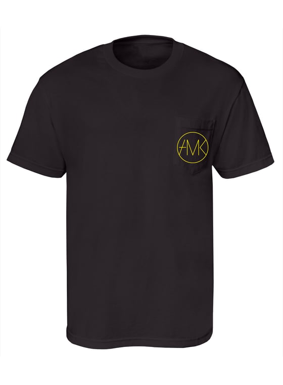 Image of ON SIGHT POCKET TEE / BLACK & GOLD