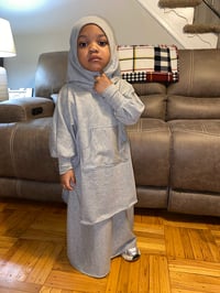 Image 4 of Zara 3 piece set 