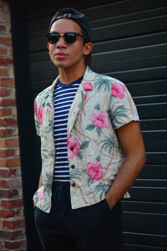 Image of Palm tree paradise button up
