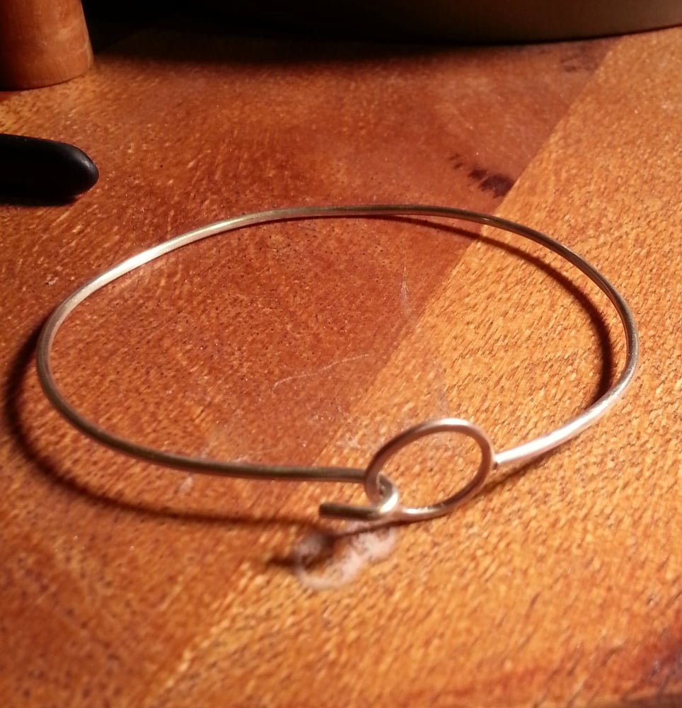 Image of Sterling Silver Circle Bangle