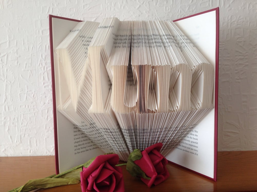 Image of "Mum" Folded Word Book