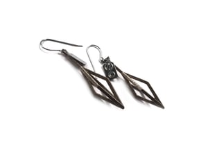 Image of TALON EARRING 