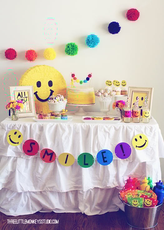 Image of White Ruffled Tablecloth 