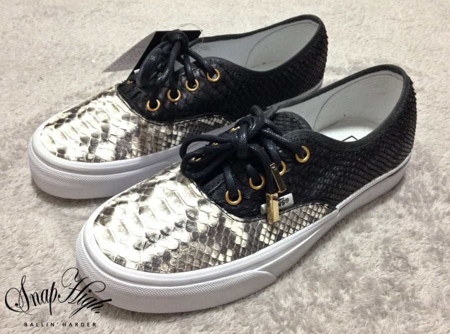 Image of "Python All Over" Vans Authentic