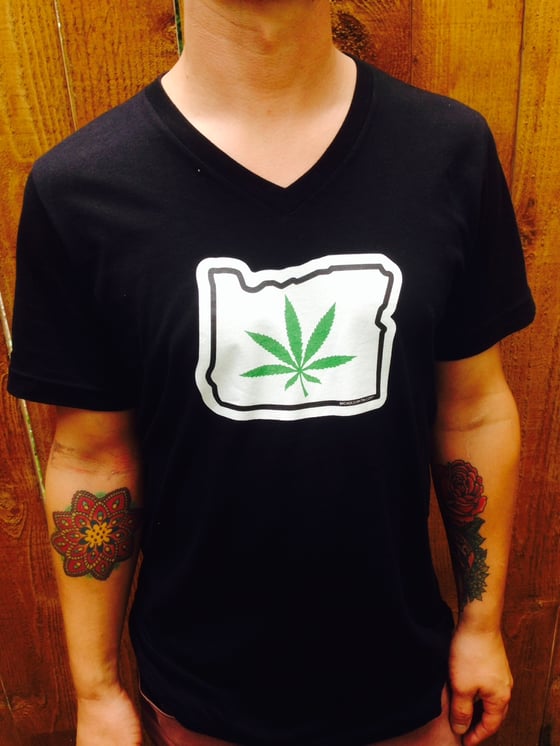 BROADLOOM TRADEMARK OREGON CANNABIS SHIRT:::WOMEN'S TEE / Broadloom