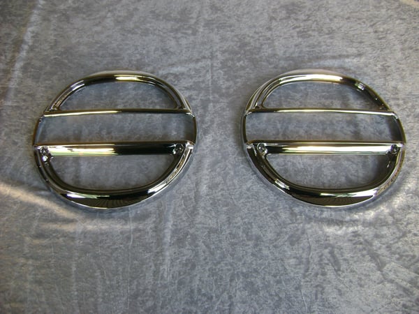 Image of FORD XT TAIL LIGHT BEZELS RC10002