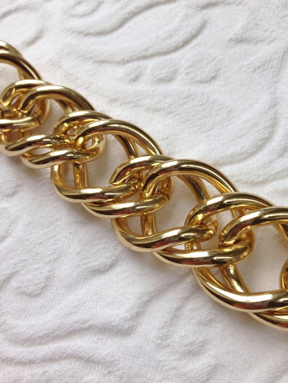 Image of Gold chunk link bracelet