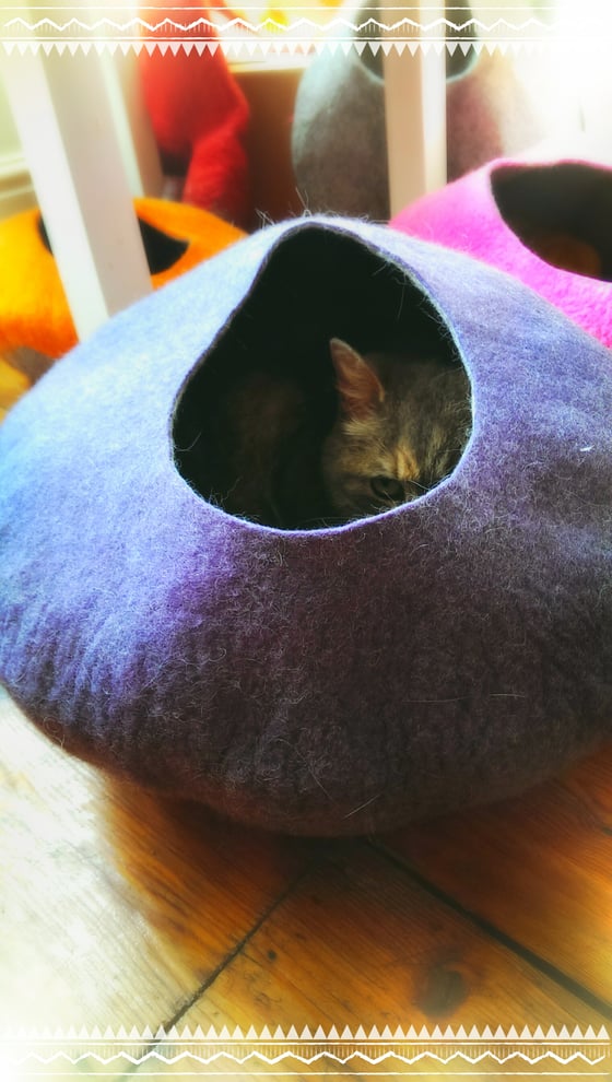 Image of Cat Cave / cat bed - handmade felt - Purple/Grey Size M and L