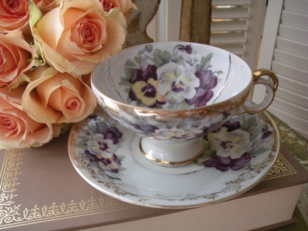 Image of Pansy Tea Cup