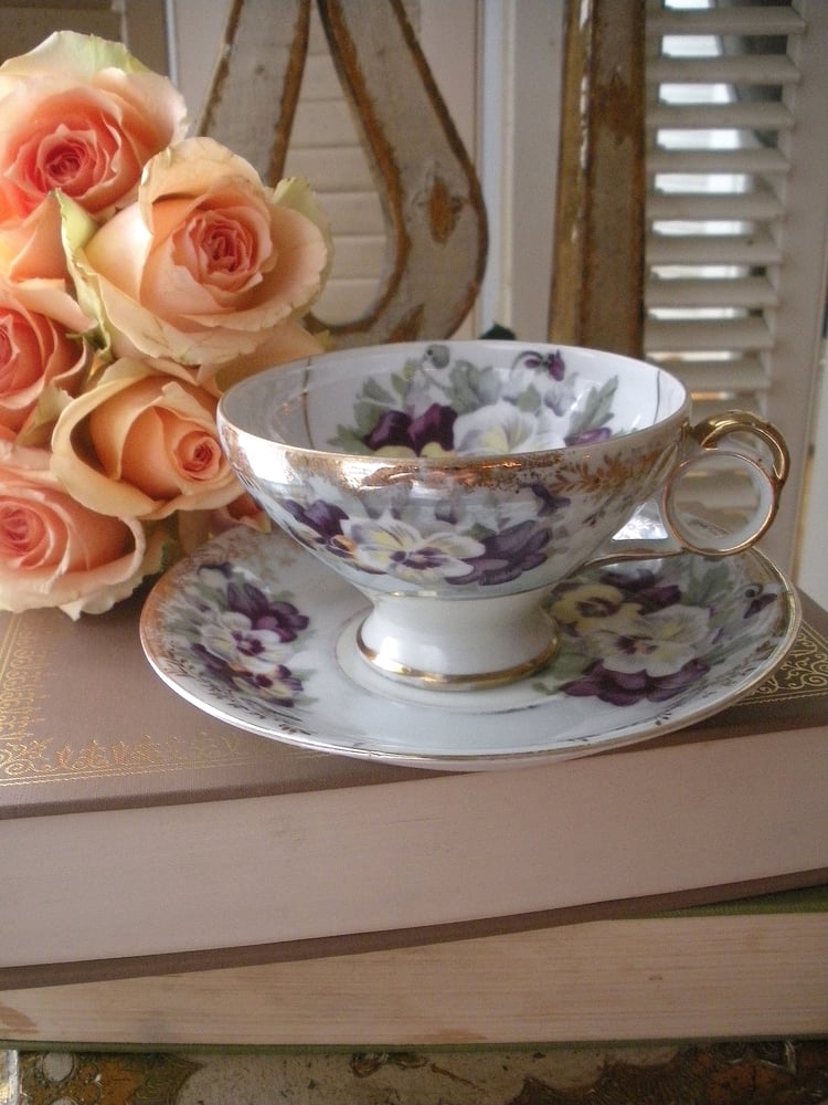 Image of Pansy Tea Cup