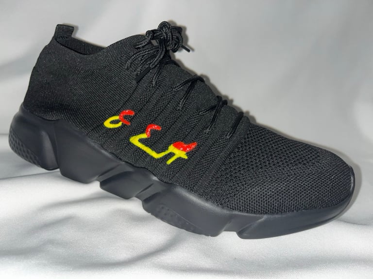 704SE 4 “Red Winged Blackbird” Image 2