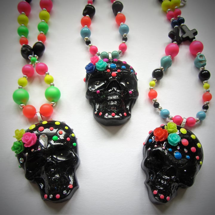 Skull Collection Necklace Red Glitter – Kreepsville