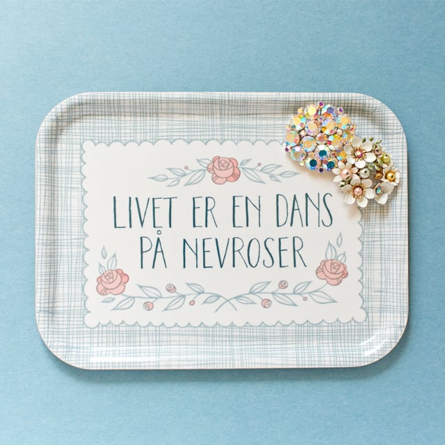 Image of "Livet er en dans på nevroser" breakfast tray