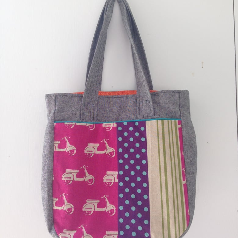 Image of Customized Super Tote