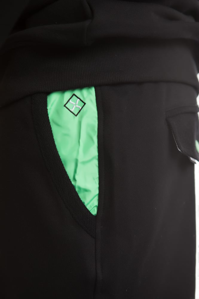 Image of MONO BLACKOUT SHORTS