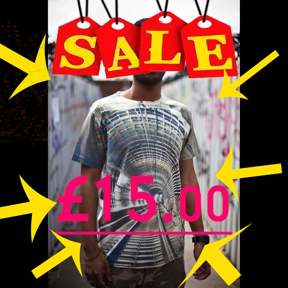 Image of T shirt Tunnel vision on SALE £15