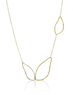 Image of Long Leaves Necklace