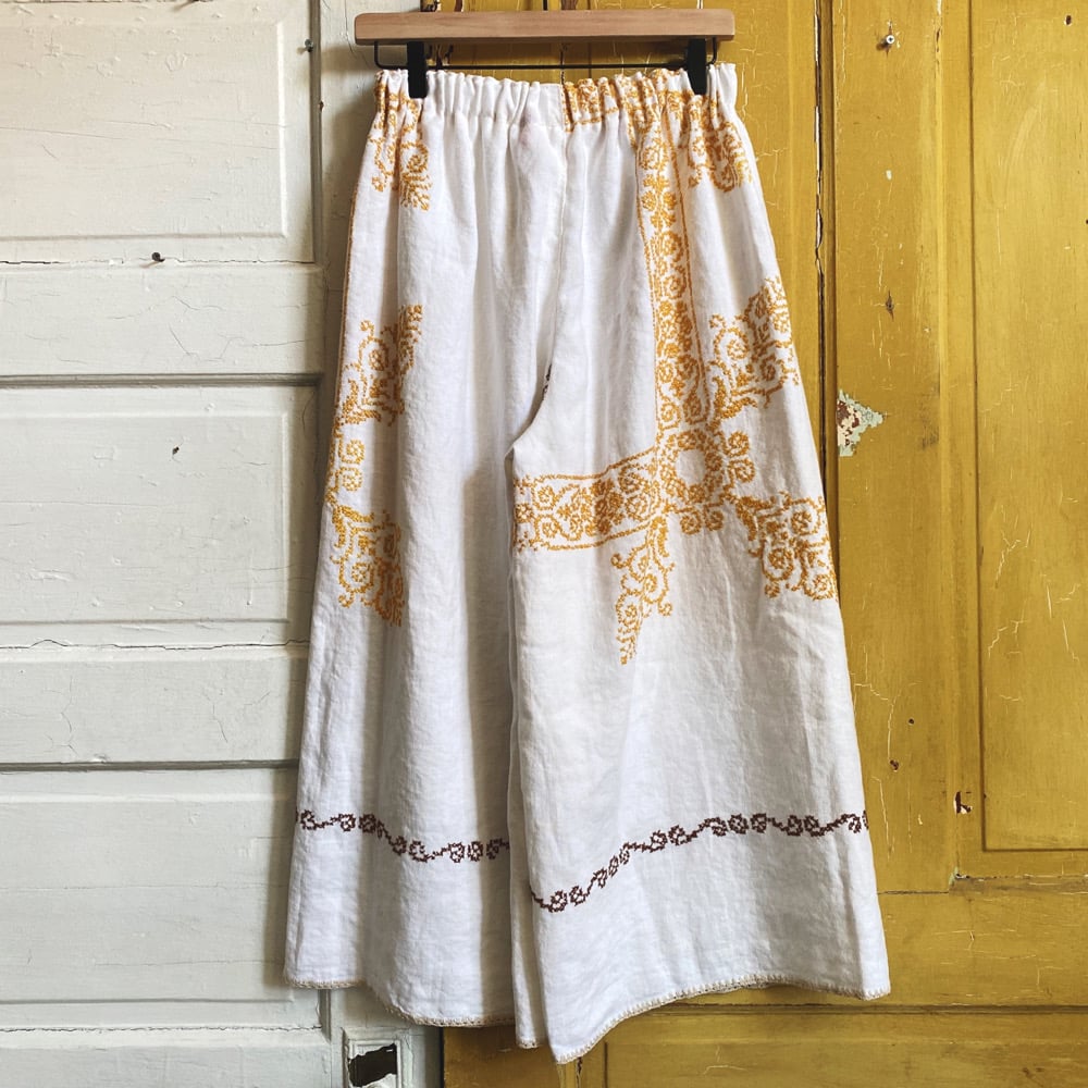 Image of Buttersctoch & Brown Cross-stitch Linen Granny Pants