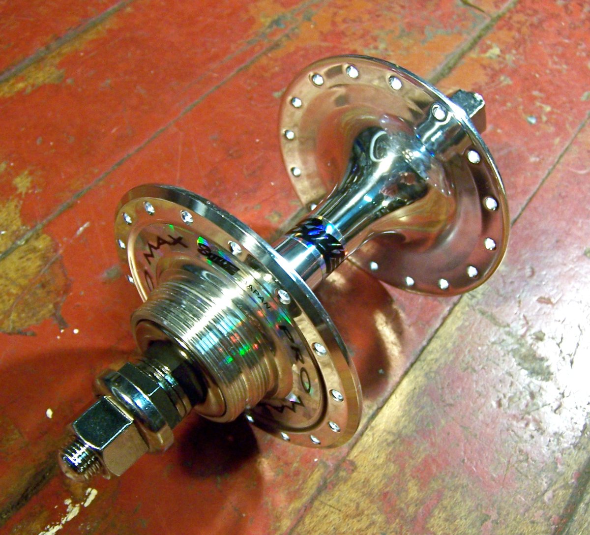 Hubs, Suzue Pro Max Track | Yojimbo's Garage Hubs, Suzue Pro Max Track | Yojimbo's Garage