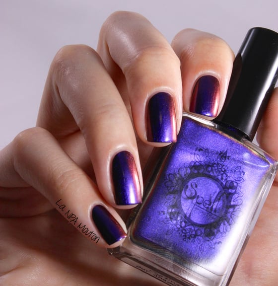 Image of Magichromes™ SPELL POLISH ~Chasing Our Shadows~ color shifting nail polish