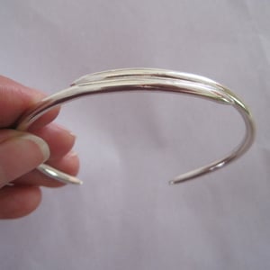Image of double wire cuff
