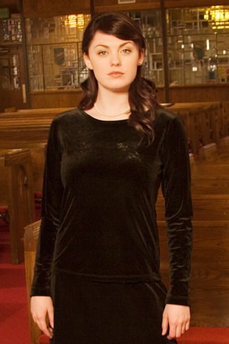 Long Sleeve Velvet Round Neck Top (104) Image 2