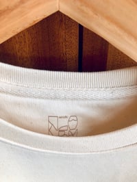 Image 4 of Ao Léu sweatshirt