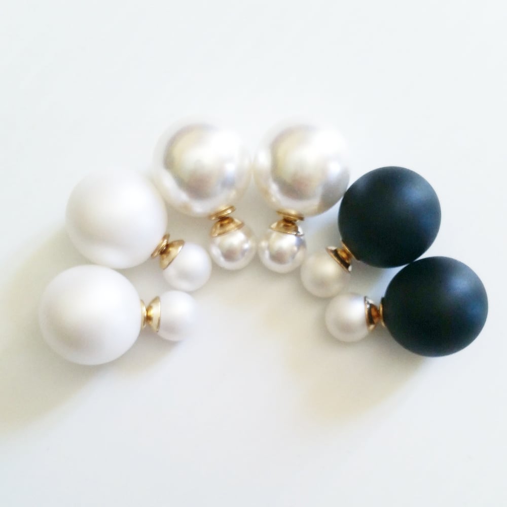 Image of Double pearl earrings