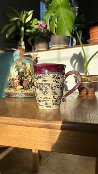 Image 7 of Skull mug 02