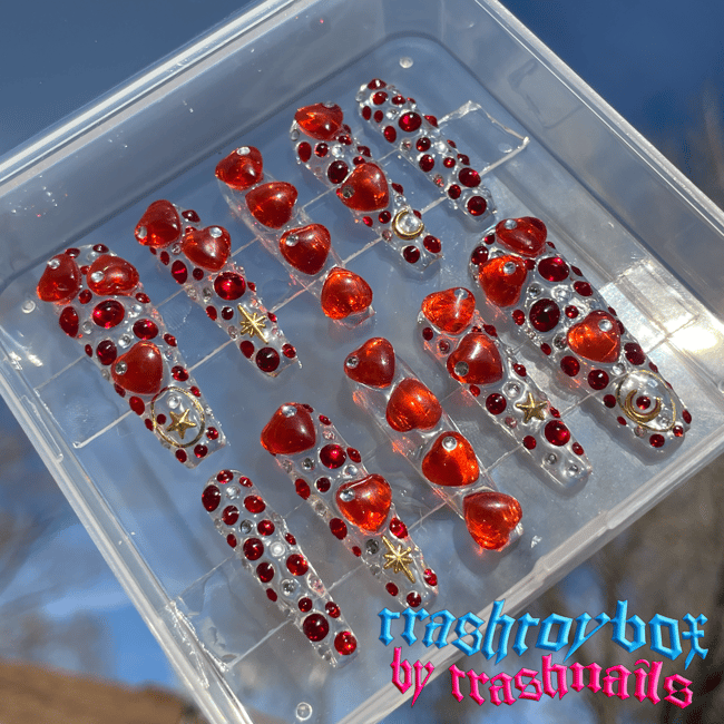 "Queen of Hearts" ❤️ Small