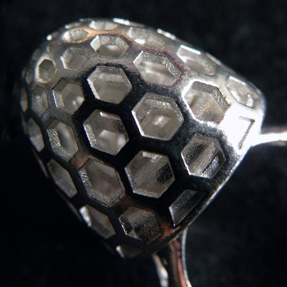 Image of 3D printed ring BEHAVE