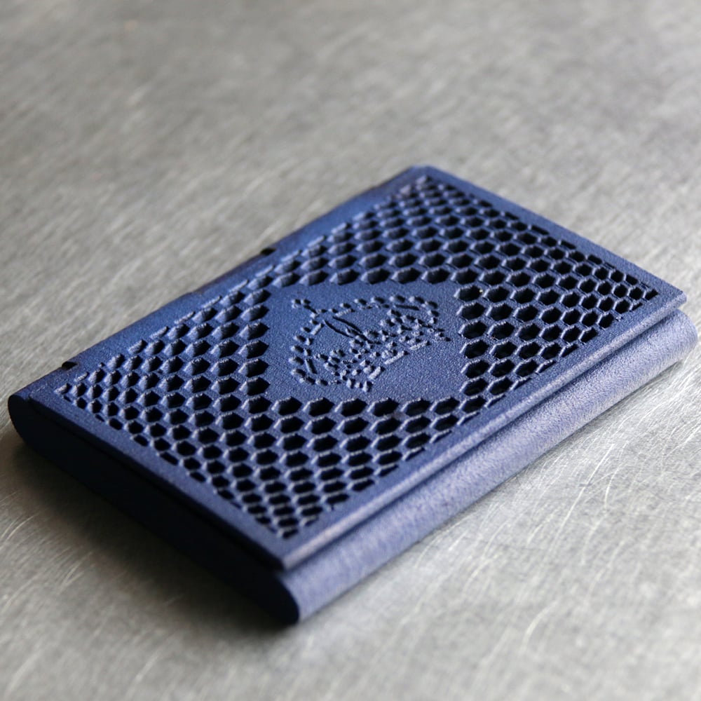 Image of 3D printed cardholder myKEES CROWN 