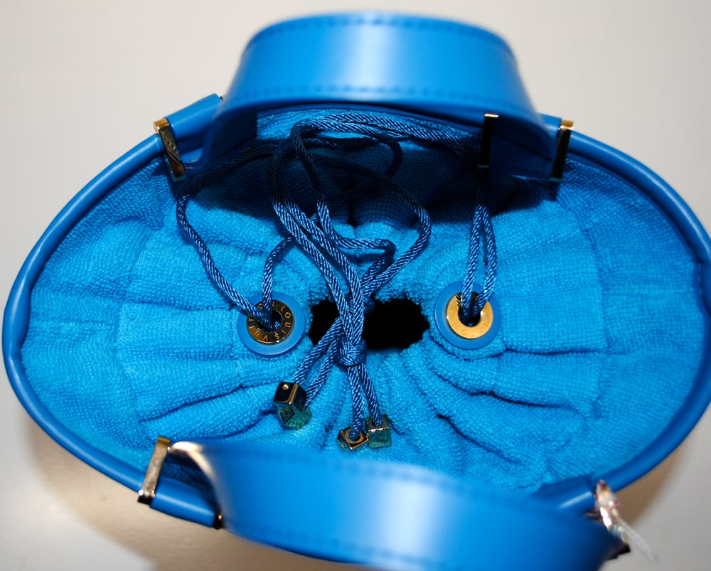 Image of Louis Vuitton Blue Vinyl Epi Plage Leather Mini Lagoon Bay Bag