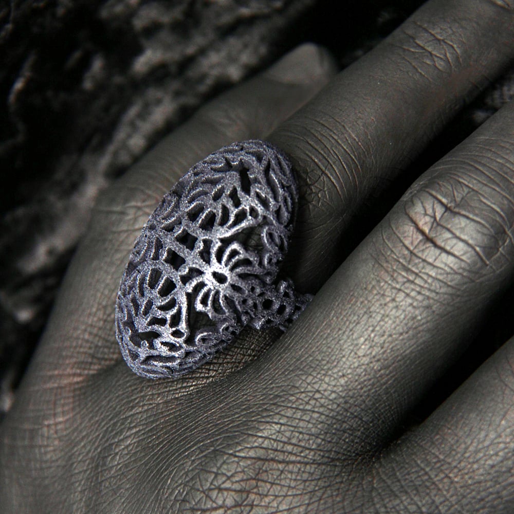 Image of 3D printed ring OVAL 2.floral 