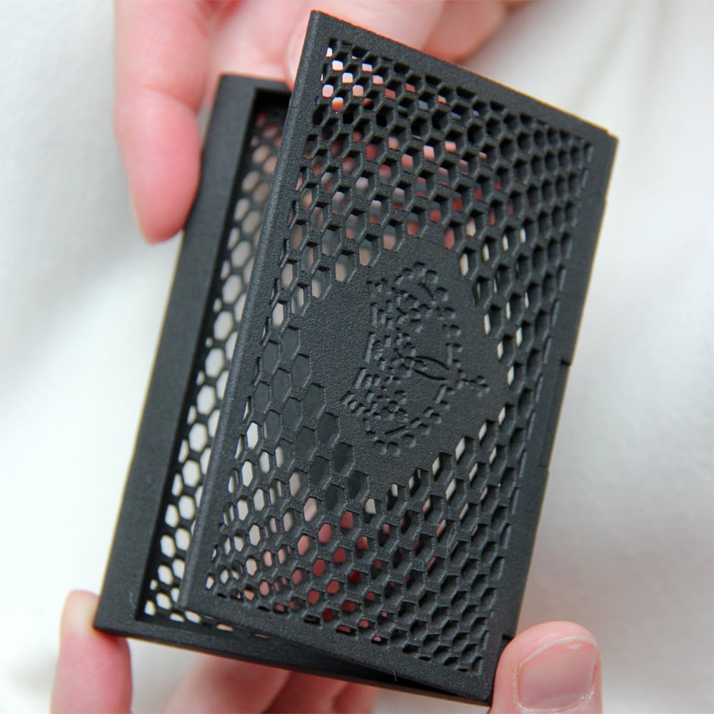 Image of 3D printed cardholder myKEES CROWN 